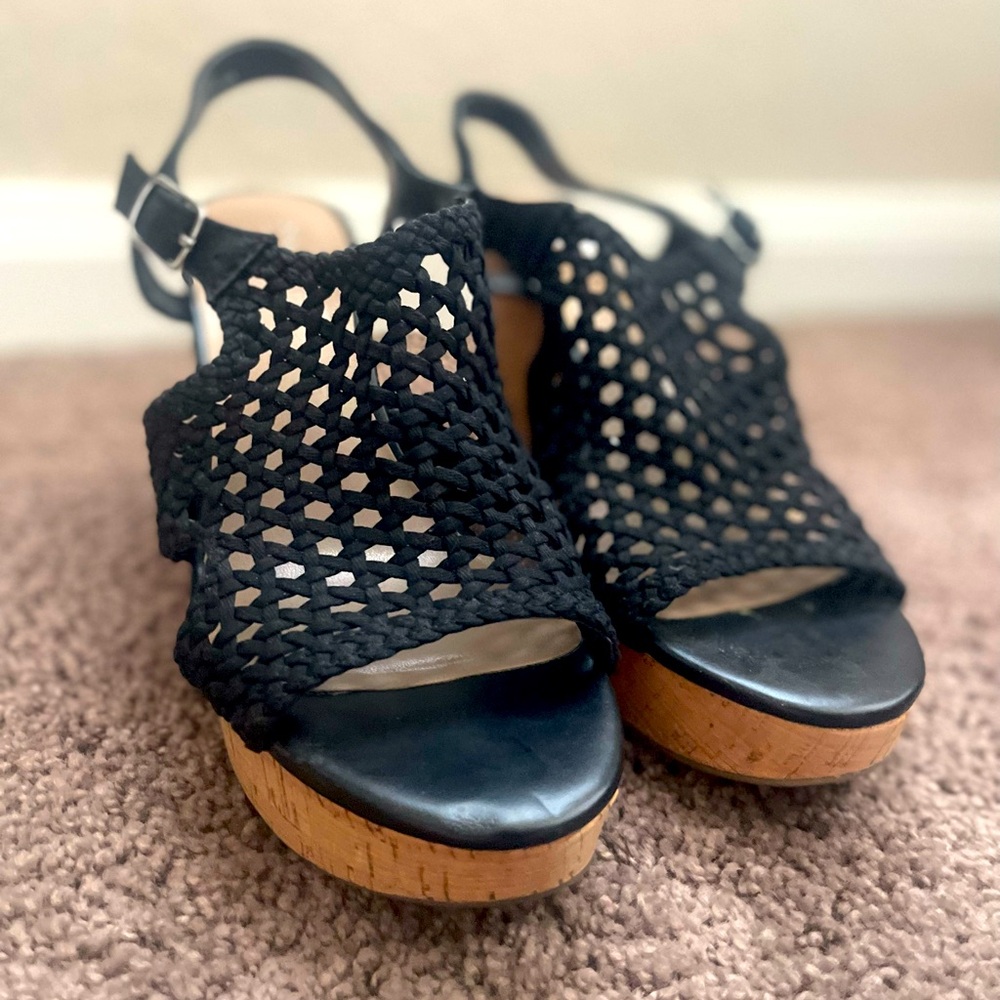 Wedge heels